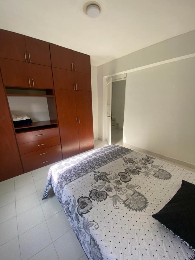 Hostel Kumho Home Медельин Экстерьер фото