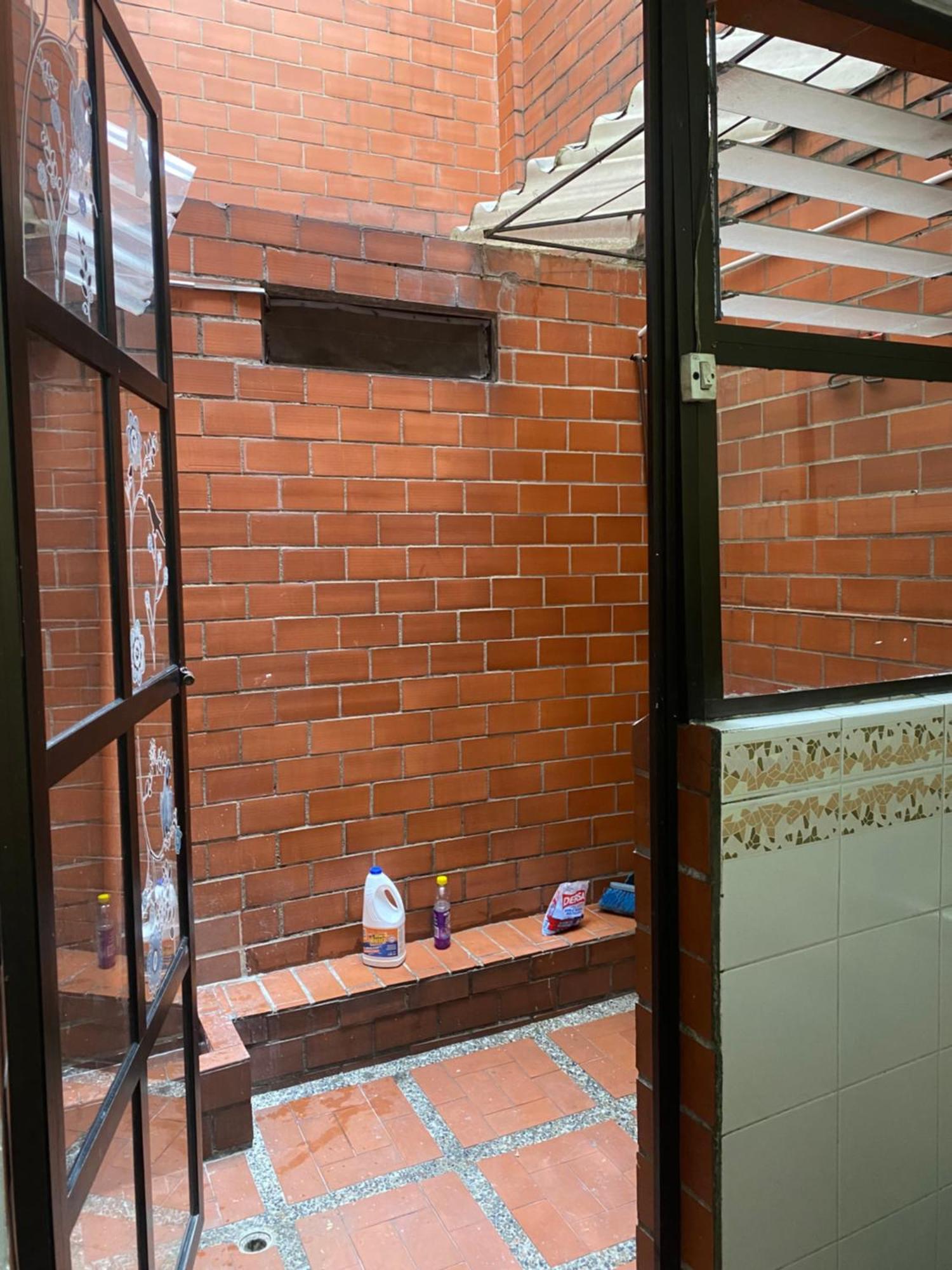 Hostel Kumho Home Медельин Экстерьер фото